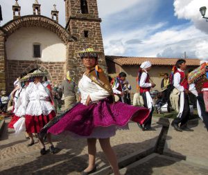 Traditionell dans i Peru